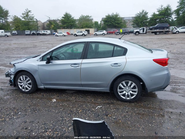 4S3GKAA65J3622157 Subaru Impreza 2.0i