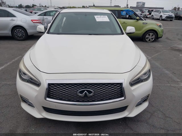 JN1BV7AP4FM352727 Infiniti 2015