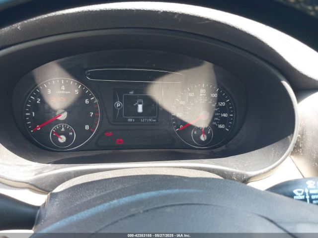 5XYPG4A50GG018613 KIA Sorento 3.3l Lx