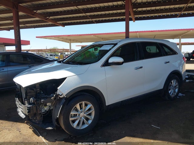 2016 Kia Sorento 2.4l Lx მანქანა იყიდება აუქციონზე, vin: 5XYPG4A3XGG169988, აუქციონის ნომერი: 42353194