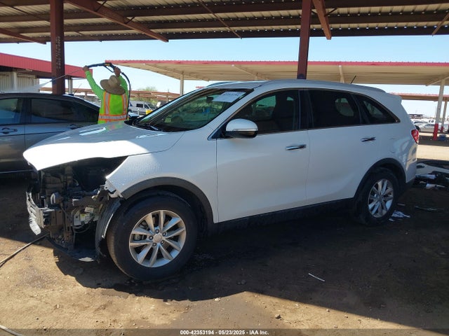 2016 Kia Sorento 2.4l Lx მანქანა იყიდება აუქციონზე, vin: 5XYPG4A3XGG169988, აუქციონის ნომერი: 42353194