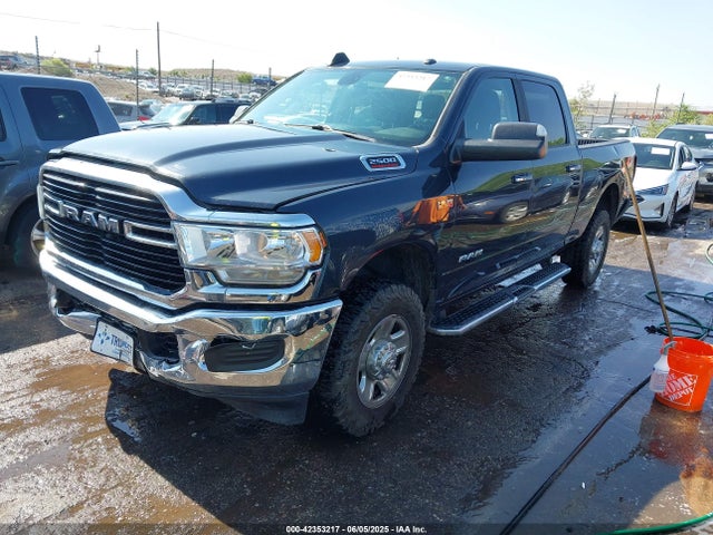 42353217 :رقم المزاد ، 3C6UR5DJ4KG666629 vin ، 2019 Ram 2500 Big Horn  4x4 6'4 Box مزاد بيع