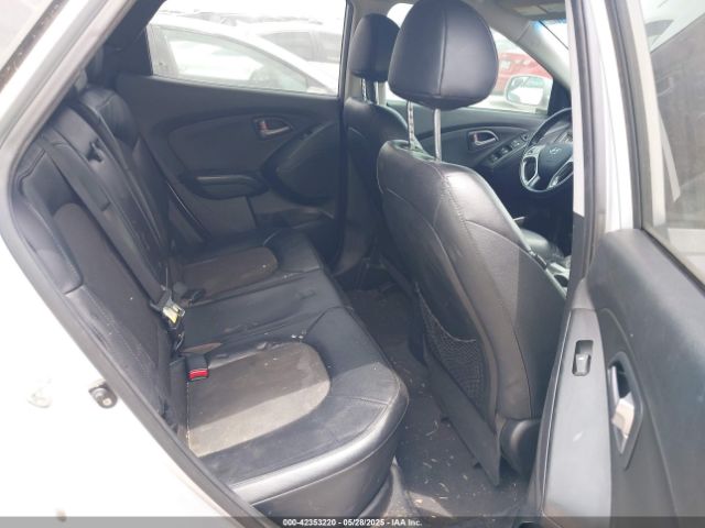 KM8JU3AG5EU800844 Hyundai TUCSON SE