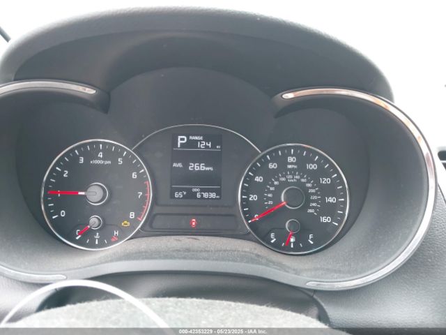 3KPFK4A73HE142580 KIA FORTE LX