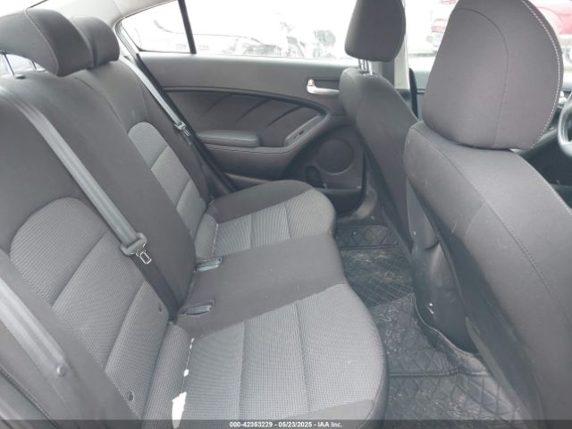 3KPFK4A73HE142580 KIA FORTE LX