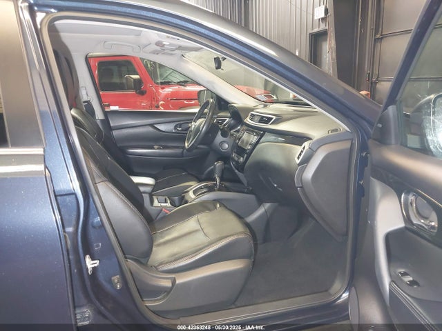 5N1AT2MV6FC903897 Nissan Rogue Sl