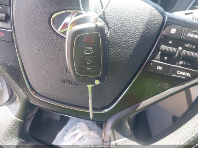 5NPE24AF2GH303885 Hyundai SONATA SE