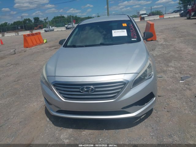 5NPE24AF2GH303885 Hyundai SONATA SE