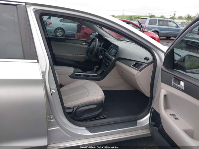 5NPE24AF2FH025052 Hyundai SONATA SE