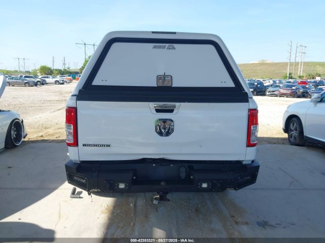 1C6RREMG9KN891758 RAM 1500 Big Horn/lone Star  4x2 6'4 Box