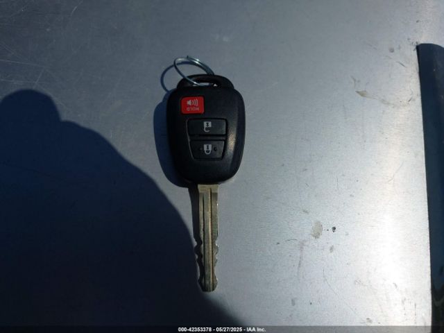 JTDKDTB37G1115950 Toyota Prius C Persona Series