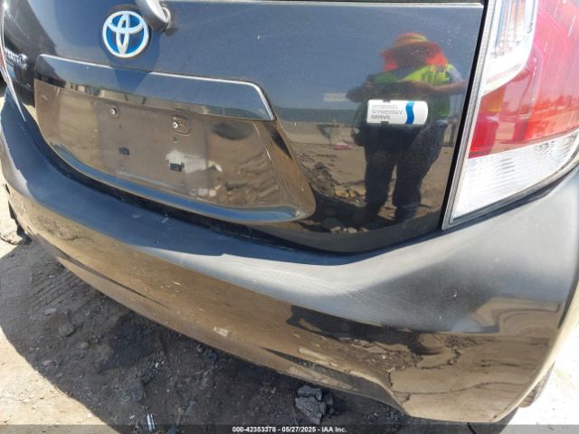 JTDKDTB37G1115950 Toyota Prius C Persona Series