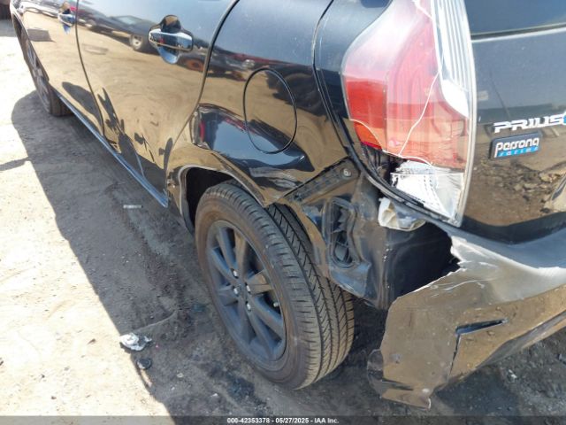 JTDKDTB37G1115950 Toyota Prius C Persona Series