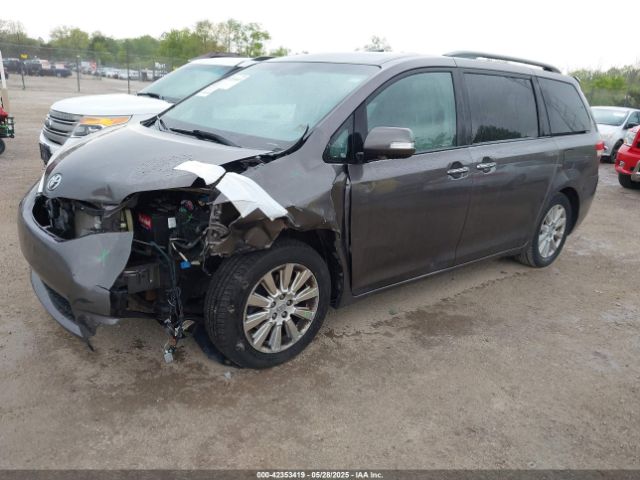2014 TOYOTA SIENNA 5TDYK3DC0ES429307 Photo 1