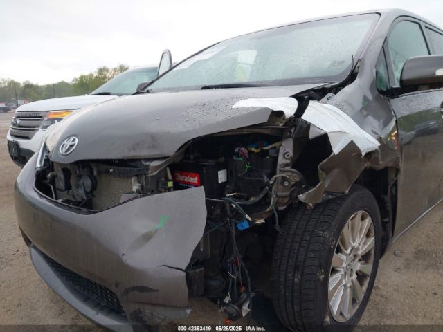 2014 TOYOTA SIENNA 5TDYK3DC0ES429307 Photo 5