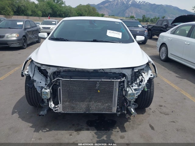 1G1ZG5ST9LF120879 Chevrolet Malibu Fwd Rs
