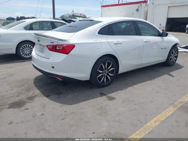1G1ZG5ST9LF120879 Chevrolet Malibu Fwd Rs