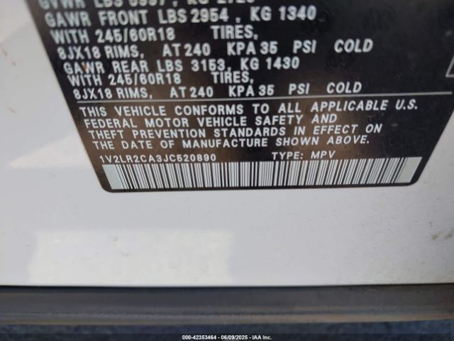 2018 VOLKSWAGEN ATLAS 1V2LR2CA3JC520890 Photo 8