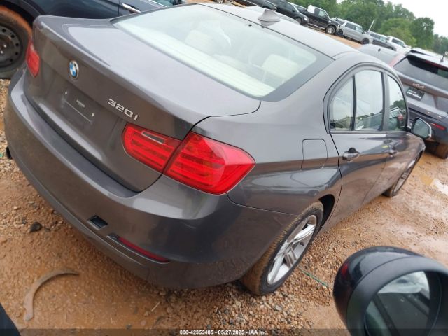 WBA3B1C54EK131672 BMW 320i