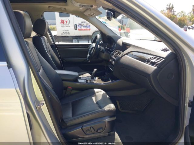 2017 BMW X3 5UXWX9C34H0T17676 Photo 4