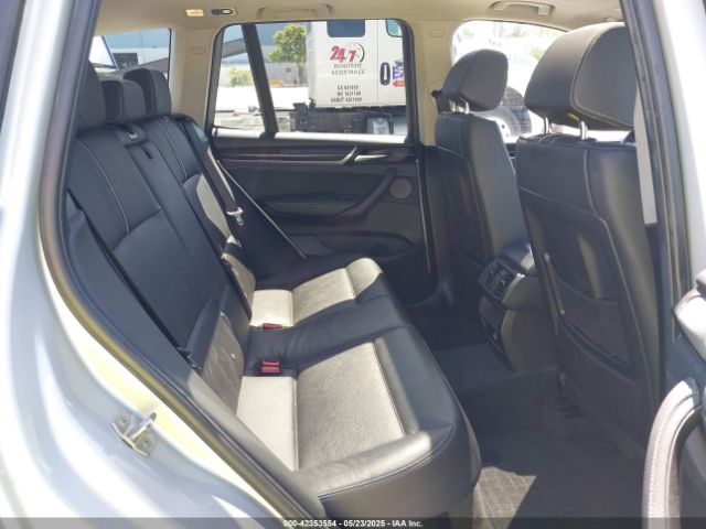 2017 BMW X3 5UXWX9C34H0T17676 Photo 7