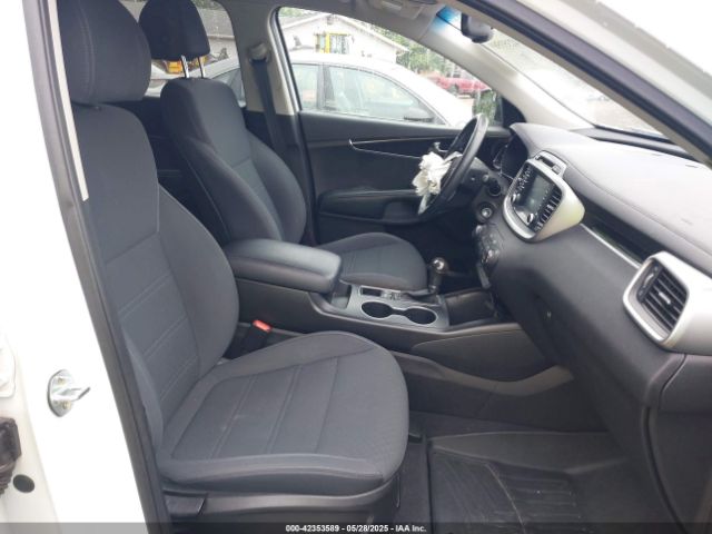5XYPGDA36JG397252 KIA Sorento 2.4l Lx