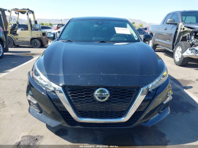 1N4BL4DV0MN384955 Nissan 2021