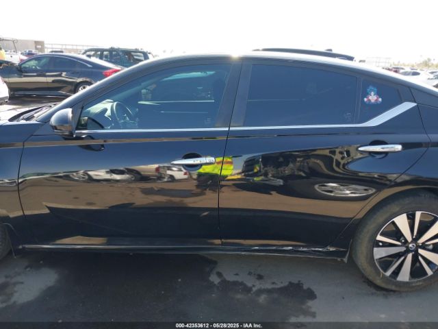 1N4BL4DV0MN384955 Nissan 2021