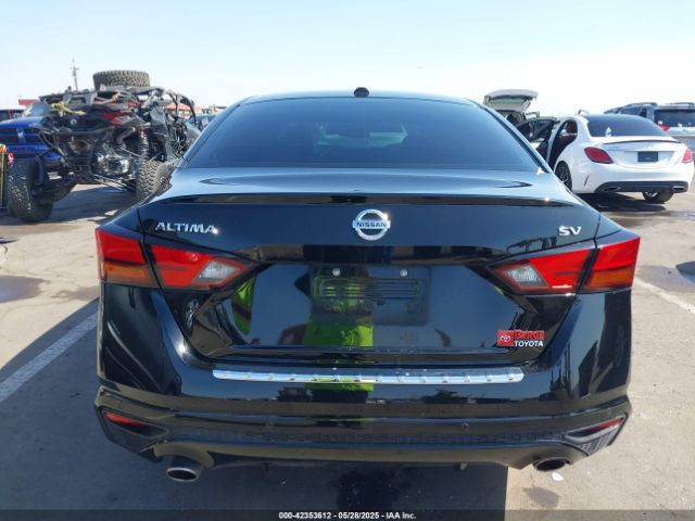 1N4BL4DV0MN384955 Nissan 2021