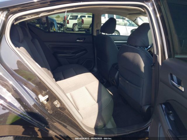 1N4BL4DV0MN384955 Nissan 2021