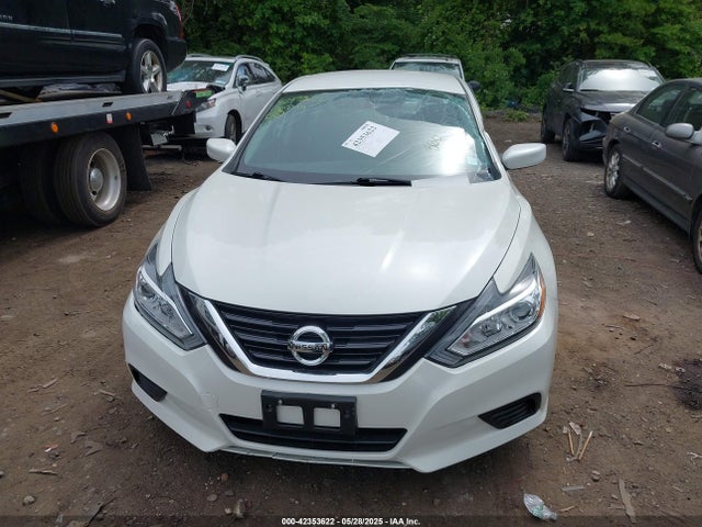 2017 Nissan Altima 2.5 S მანქანა იყიდება აუქციონზე, vin: 1N4AL3AP7HC205548, აუქციონის ნომერი: 42353622