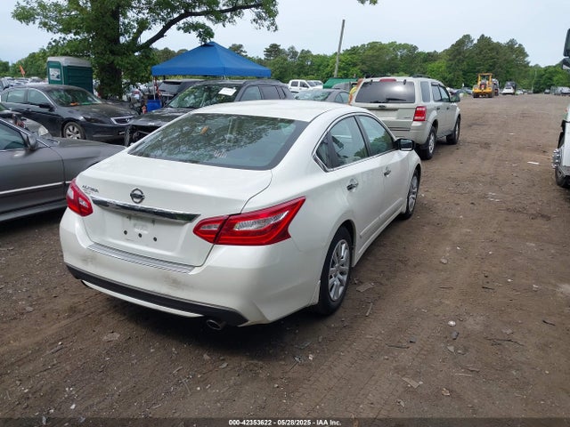 2017 Nissan Altima 2.5 S მანქანა იყიდება აუქციონზე, vin: 1N4AL3AP7HC205548, აუქციონის ნომერი: 42353622