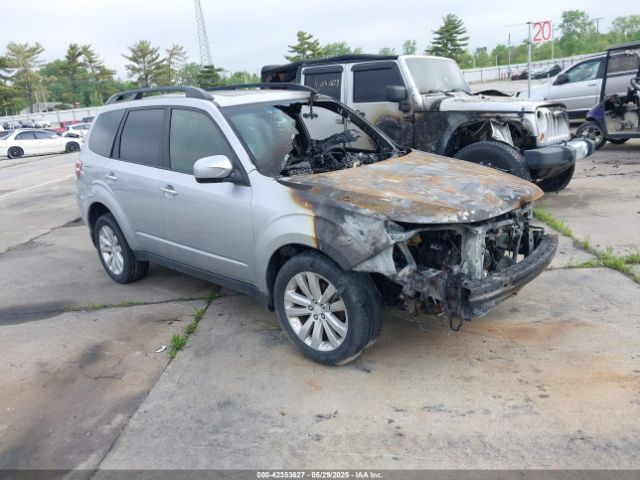 2013 SUBARU FORESTER JF2SHADC4DH444650 Photo 0