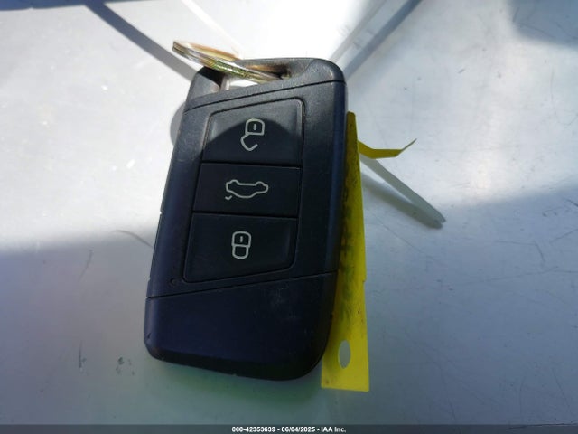 3VW6T7BU1KM163957 Volkswagen 2.0 tsi