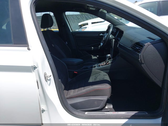 3VW6T7BU1KM163957 Volkswagen 2.0 tsi