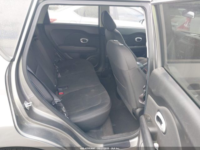 KNDJN2A2XE7098471 KIA Soul
