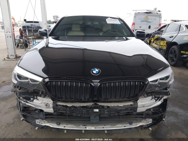 WBAJA5C52JG899567 BMW 530I