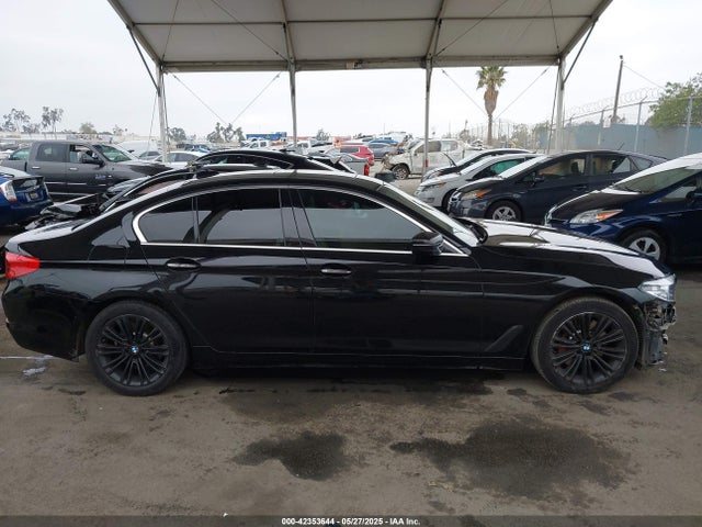 WBAJA5C52JG899567 BMW 530I