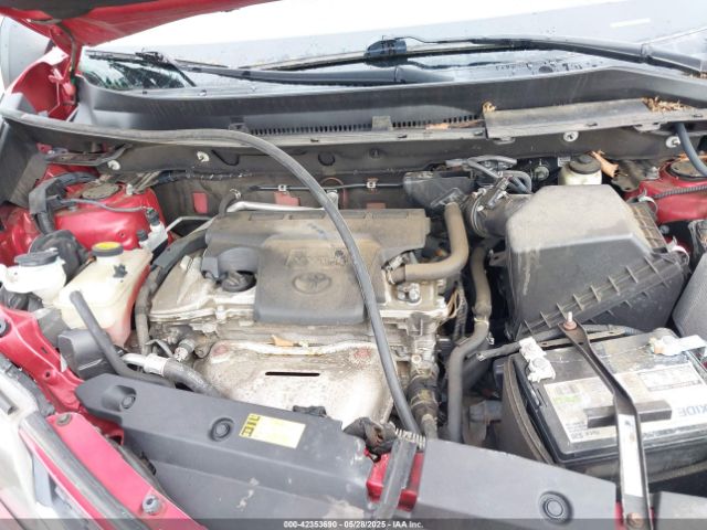 2T3BFREV3FW354504 Toyota RAV4 LE
