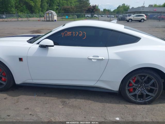 1FA6P8TH5R5103748 Ford Mustang Ecoboost Premium Fastback