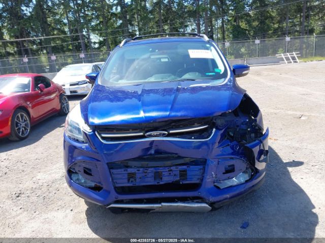 1FMCU9J99GUA45617 Ford Escape Titanium