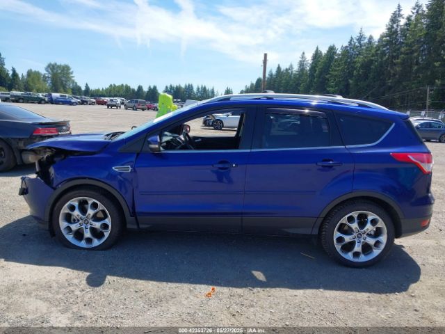 1FMCU9J99GUA45617 Ford Escape Titanium