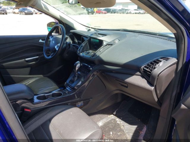 1FMCU9J99GUA45617 Ford Escape Titanium
