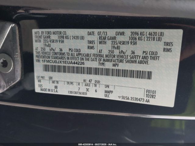 1FMCU0JX1EUA44226 Ford Escape Titanium