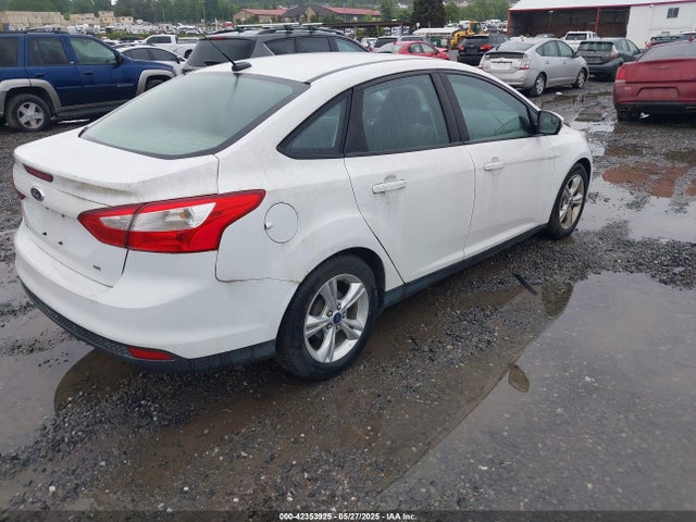 1FADP3F27EL284245 Ford FOCUS SE