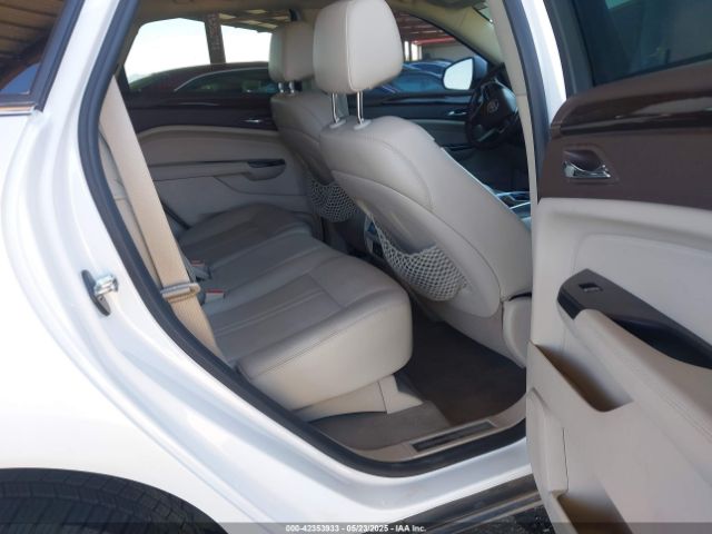 3GYFNEE36FS572777 Cadillac Srx Luxury Collection