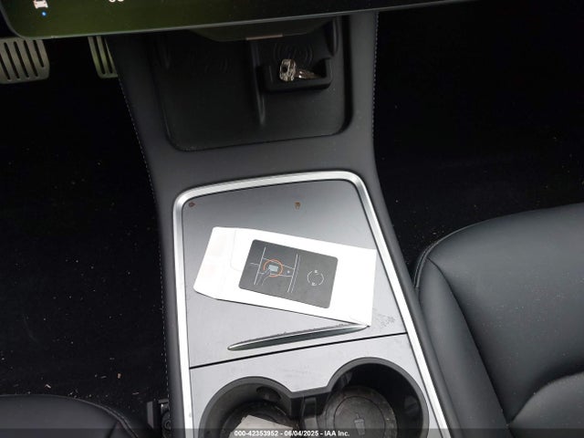 2023 TESLA MODEL 3 5YJ3E1EC5PF675944 Photo 10