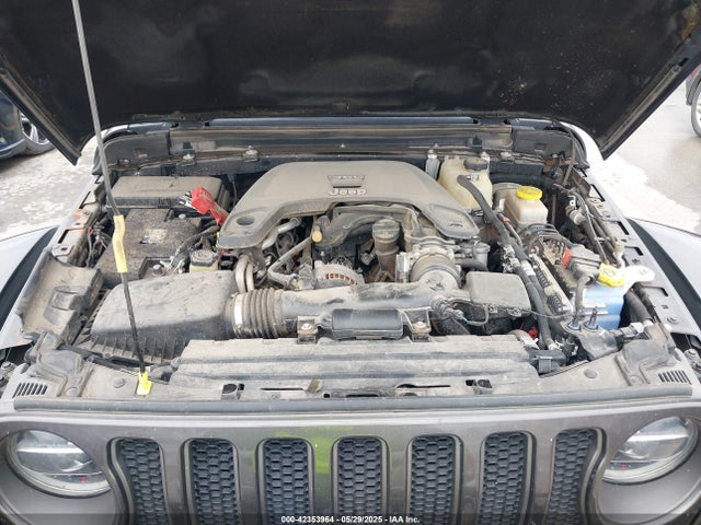 1C4HJXFG4JW126387 Jeep 2018