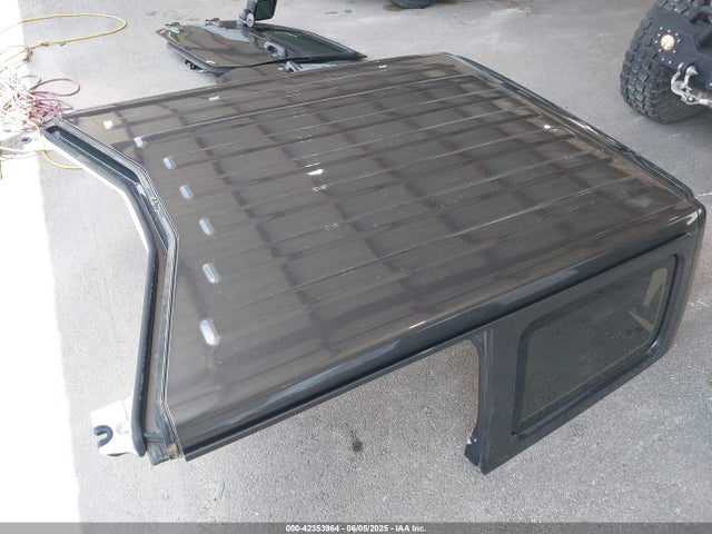 1C4HJXFG4JW126387 Jeep 2018