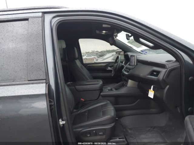 2021 CHEVROLET SUBURBAN 1GNSKEKD8MR224593 Photo 4